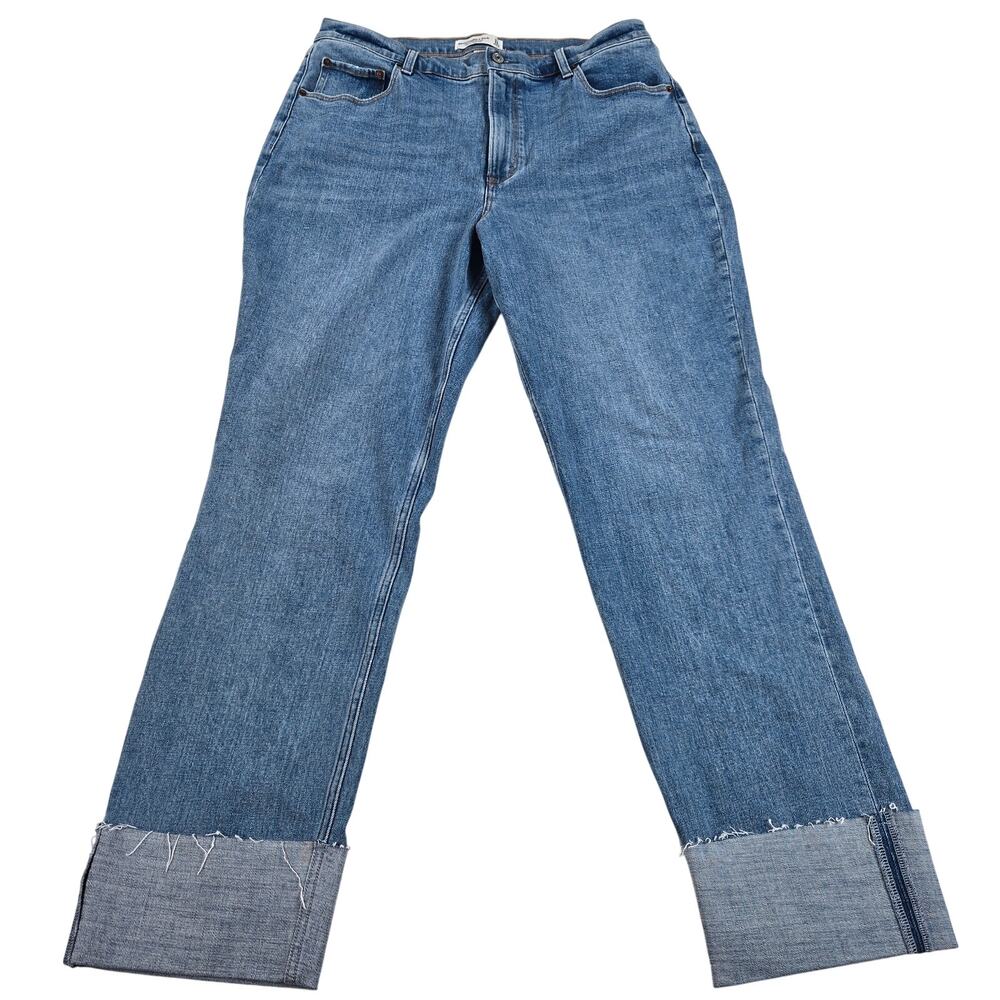 Abercrombie & Fitch Ultra High Rise The Ankle Straight Curve Love Jean Size 32